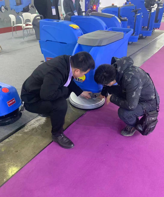 江苏小型电动洗地机是否适合用于环卫保洁